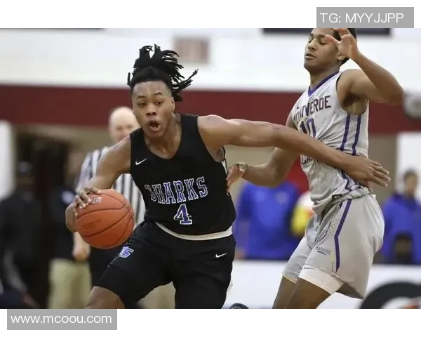 戏份不多!斯科蒂-巴恩斯7投3中 得到8分3篮板2助攻1盖帽 戏份不多!斯科蒂-巴恩斯7投3中 得到8分3篮板2助攻1盖帽