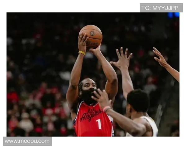 伦纳德34分+哈登14助攻导演逆转 快船2分险胜鹈鹕终结连败 伦纳德34分+哈登14助攻导演逆转 快船2分险胜鹈鹕终结连败