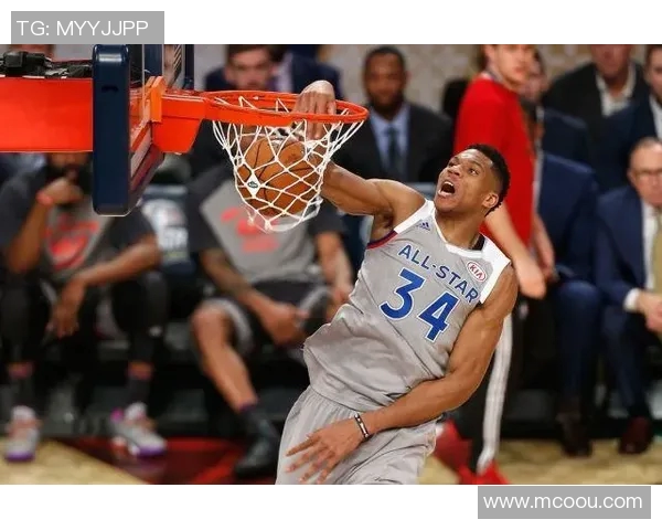 历史首人!约翰逊31分18板14助7断创4项生涯新高 一组数据比肩保罗 历史首人!约翰逊31分18板14助7断创4项生涯新高 一组数据比肩保罗