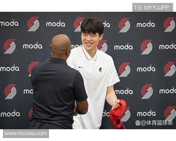 阿夫迪亚13分＆夏普14分，杨瀚森半场未进入轮换